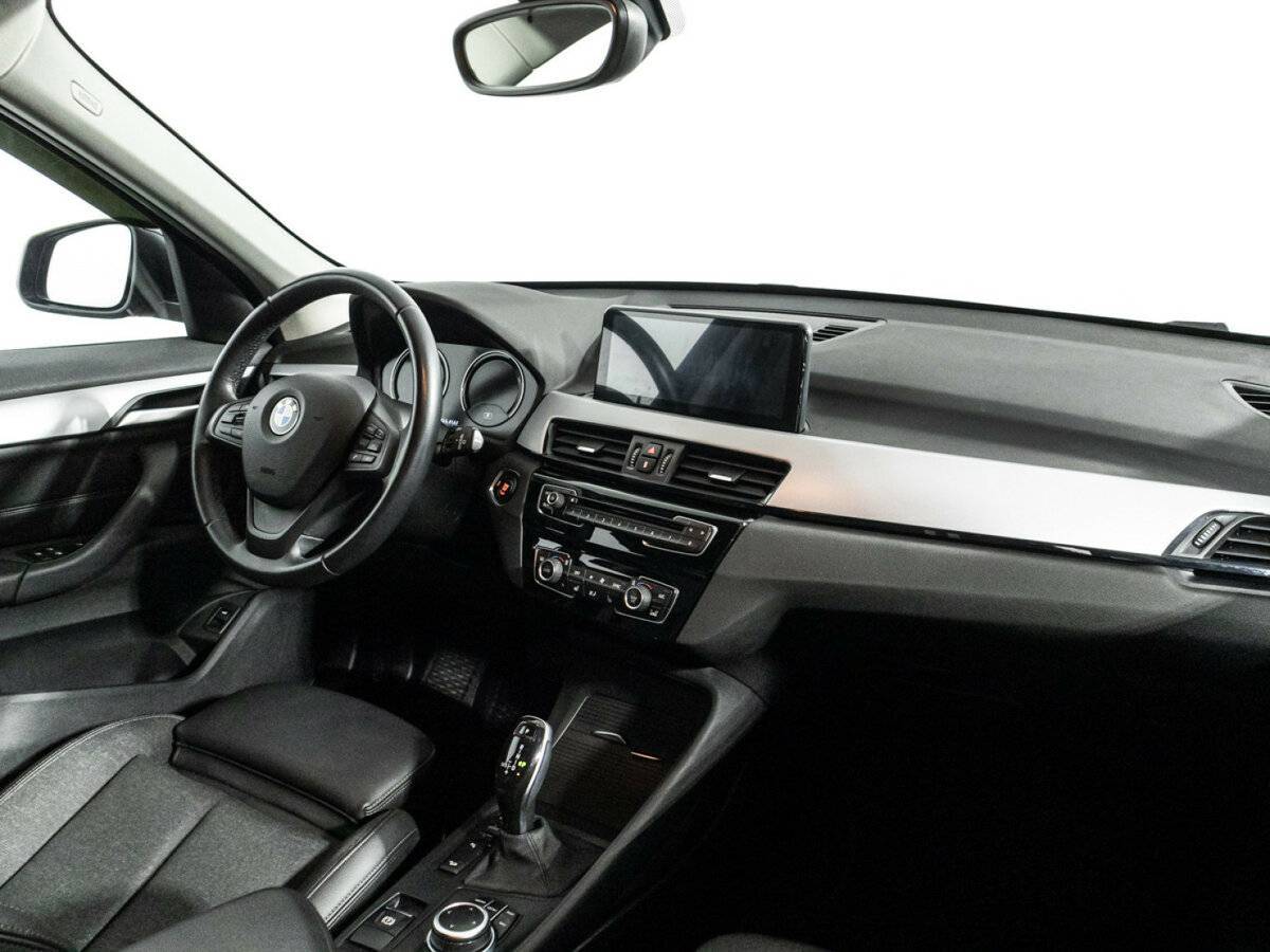 BMW X1 2021 года с пробегом. Фото: #8