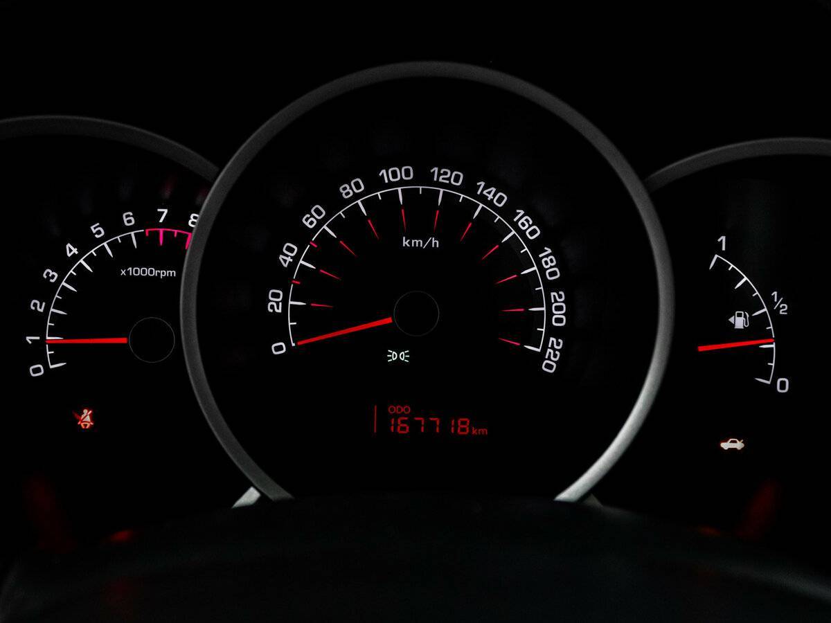 Б/У Киа Венга 2013 года. Фото: #7