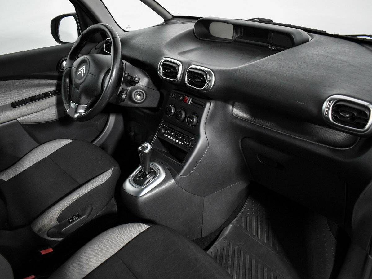 Б/У Ситроен Ц3 Пикассо 2013 года. Фото: #12