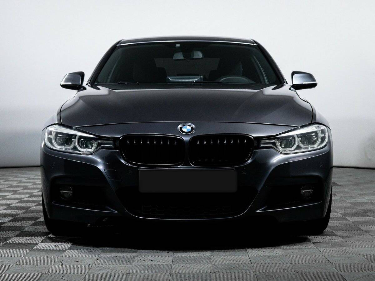 BMW 3 серии 2017 года с пробегом. Фото: #1