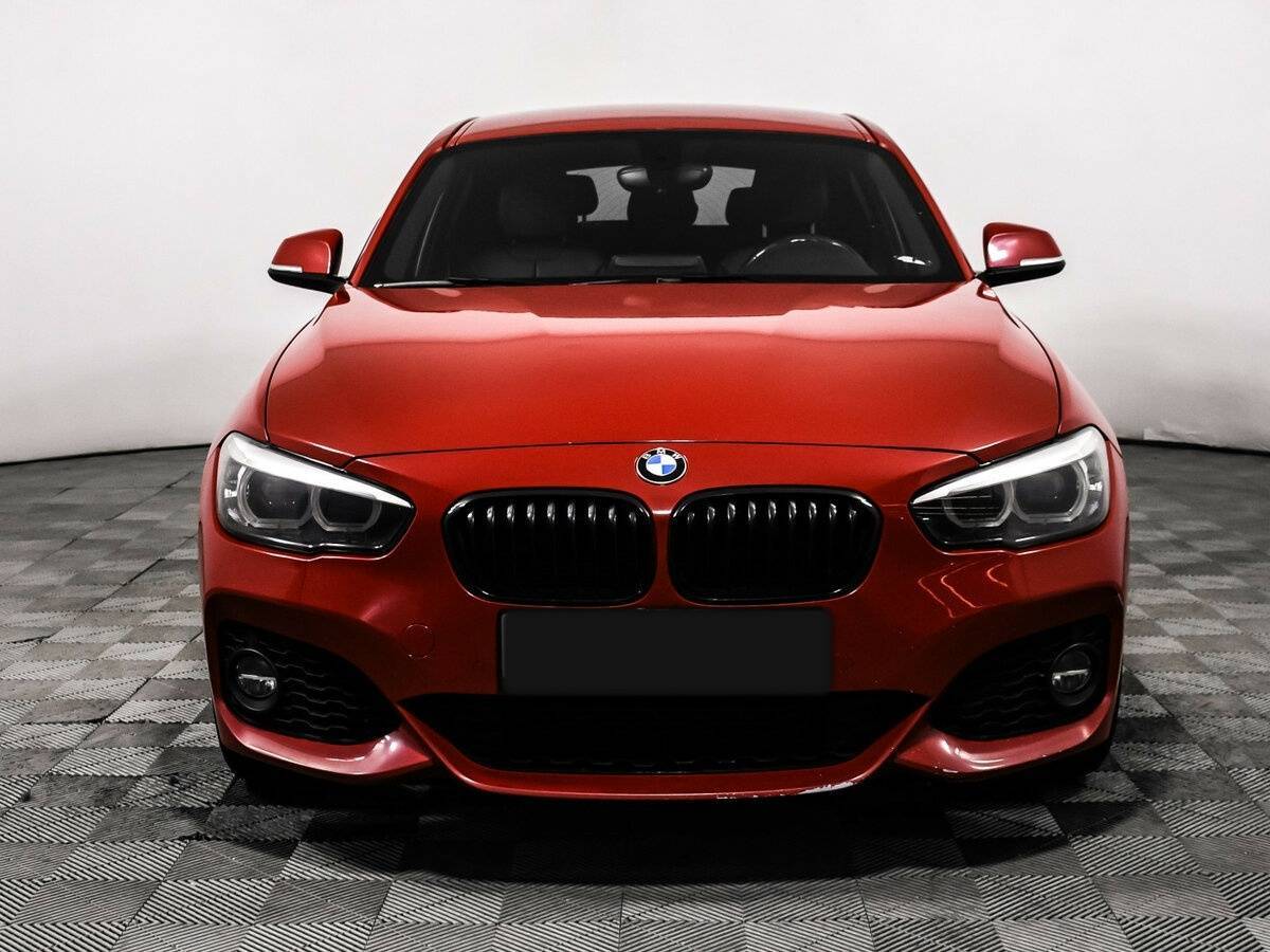 BMW 1 серии 2018 года с пробегом. Фото: #1