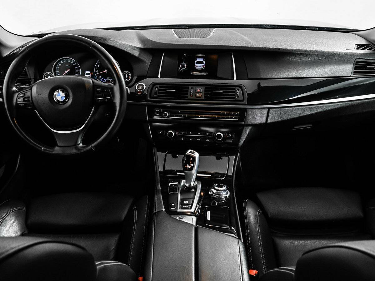 BMW 5 серии 2015 года с пробегом. Фото: #10