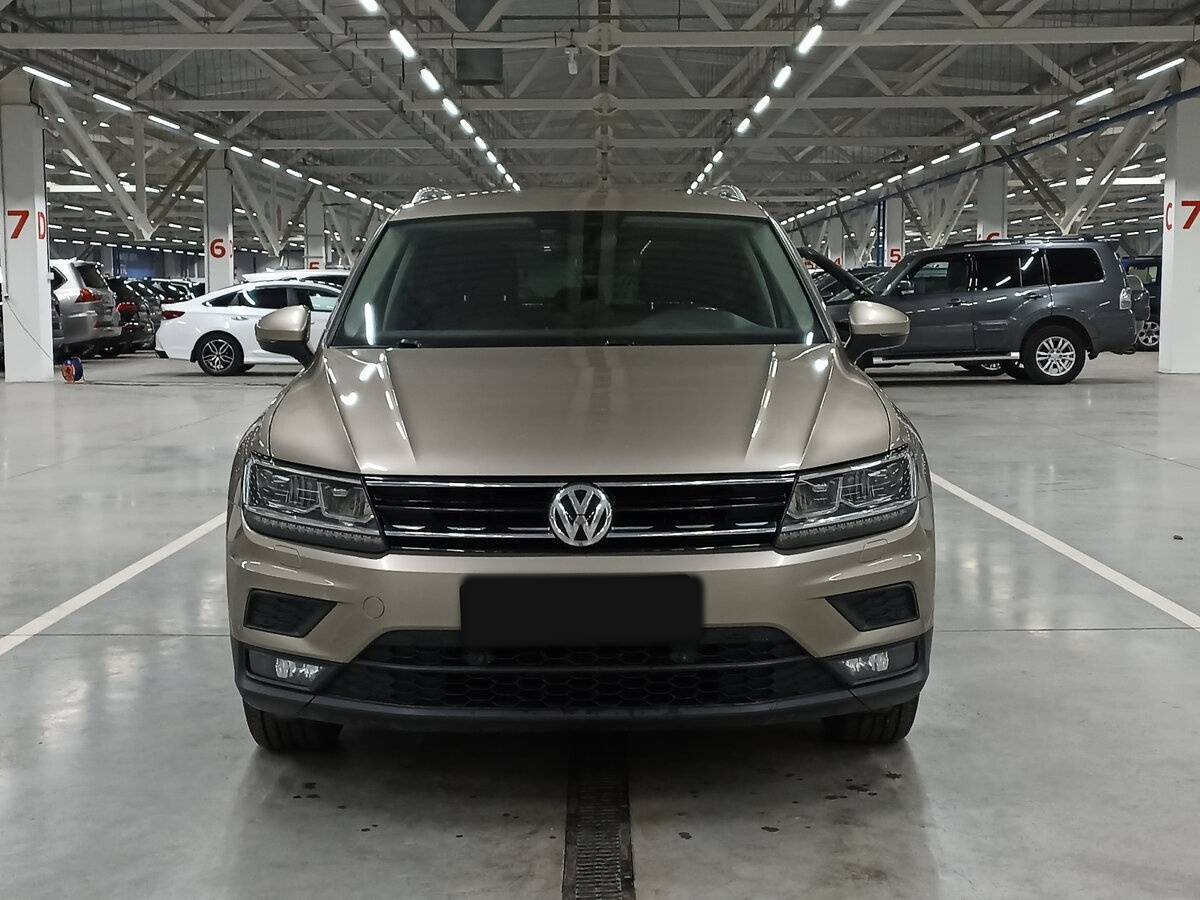 Volkswagen Tiguan 2017 года с пробегом. Фото: #1