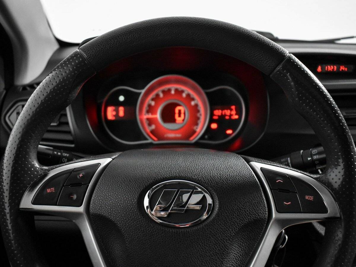 Б/У Лифан Икс50 2017 года. Фото: #14