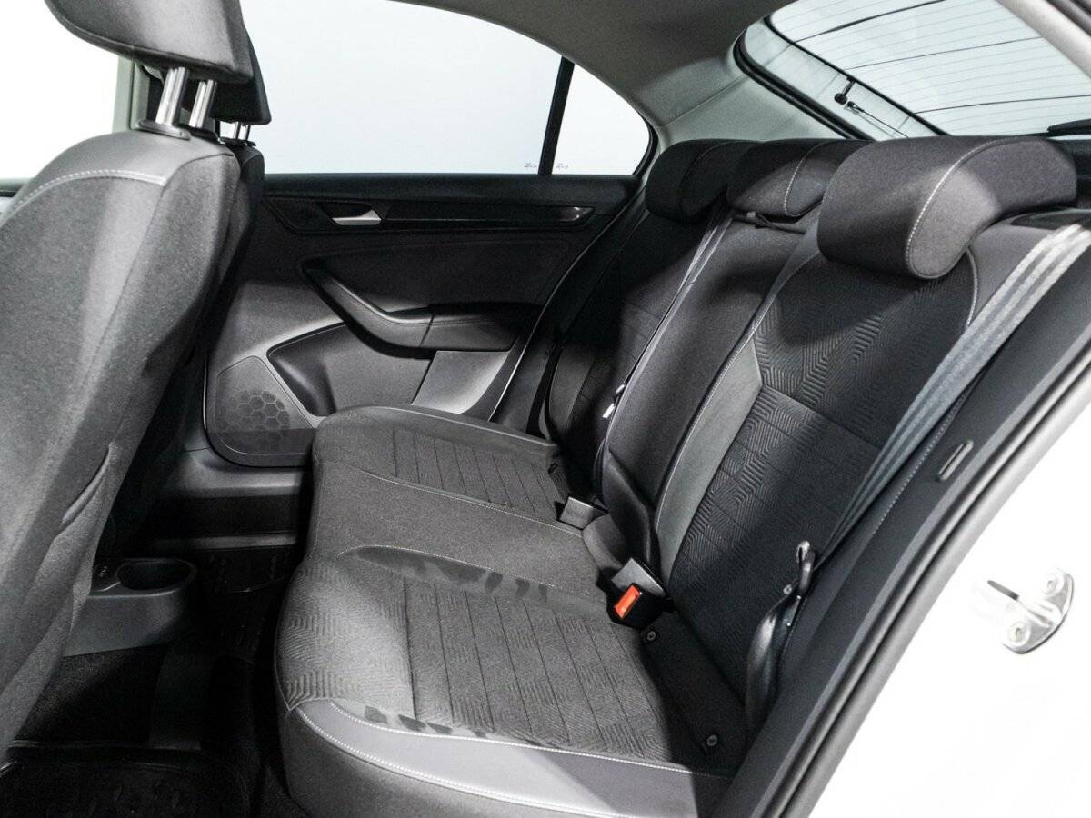 Б/У Фольксваген Поло 2020 года. Фото: #9