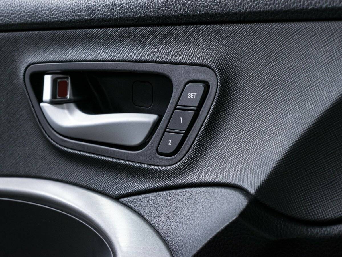 Б/У Хендай Санта Фе 2017 года. Фото: #18