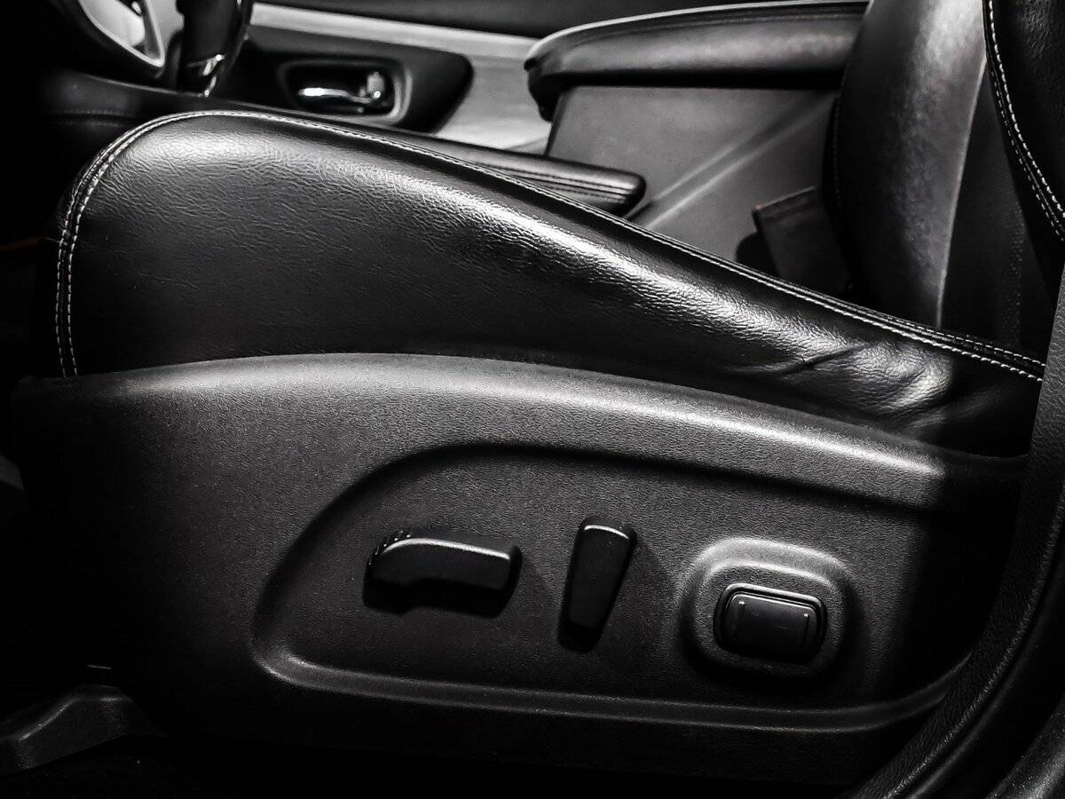 Б/У Ниссан Мурано 2016 года. Фото: #13