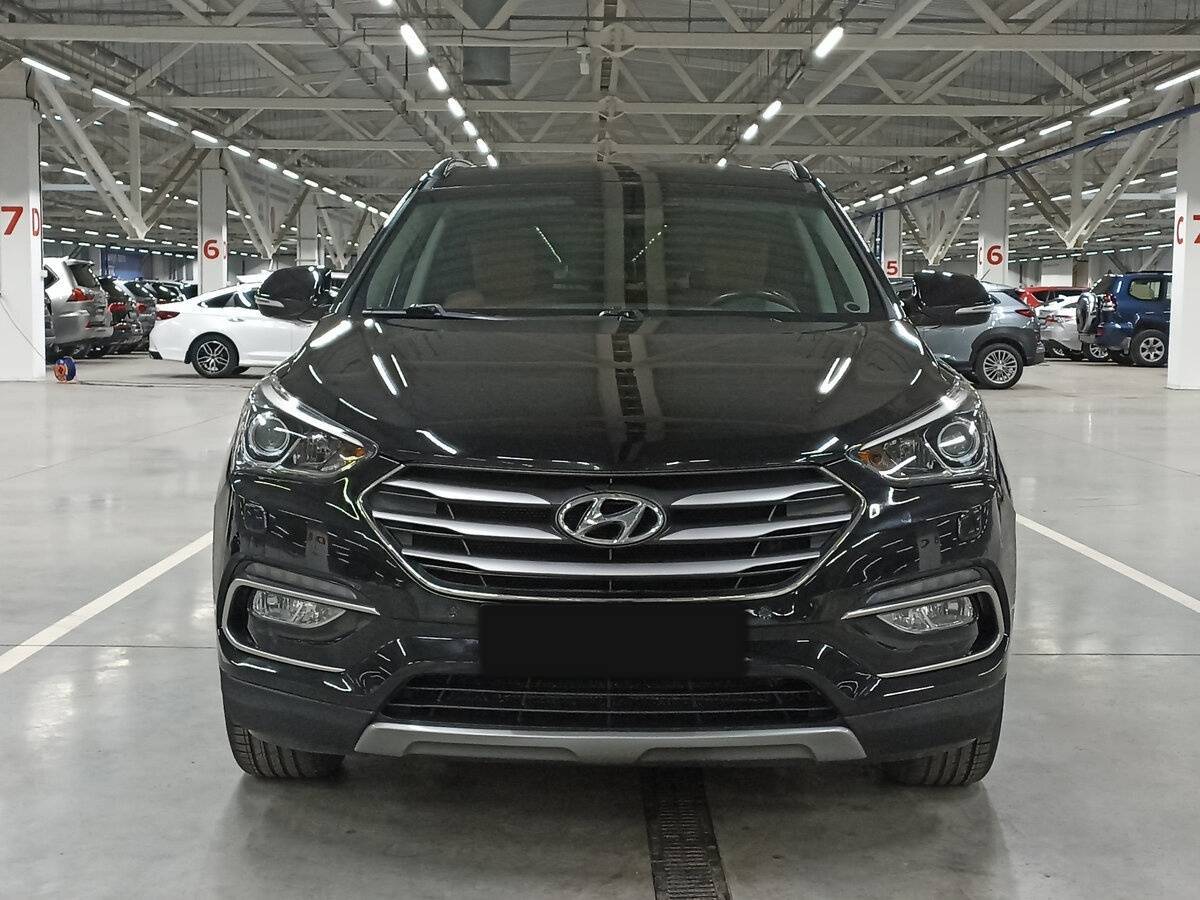 Hyundai Santa Fe 2017 года с пробегом. Фото: #1