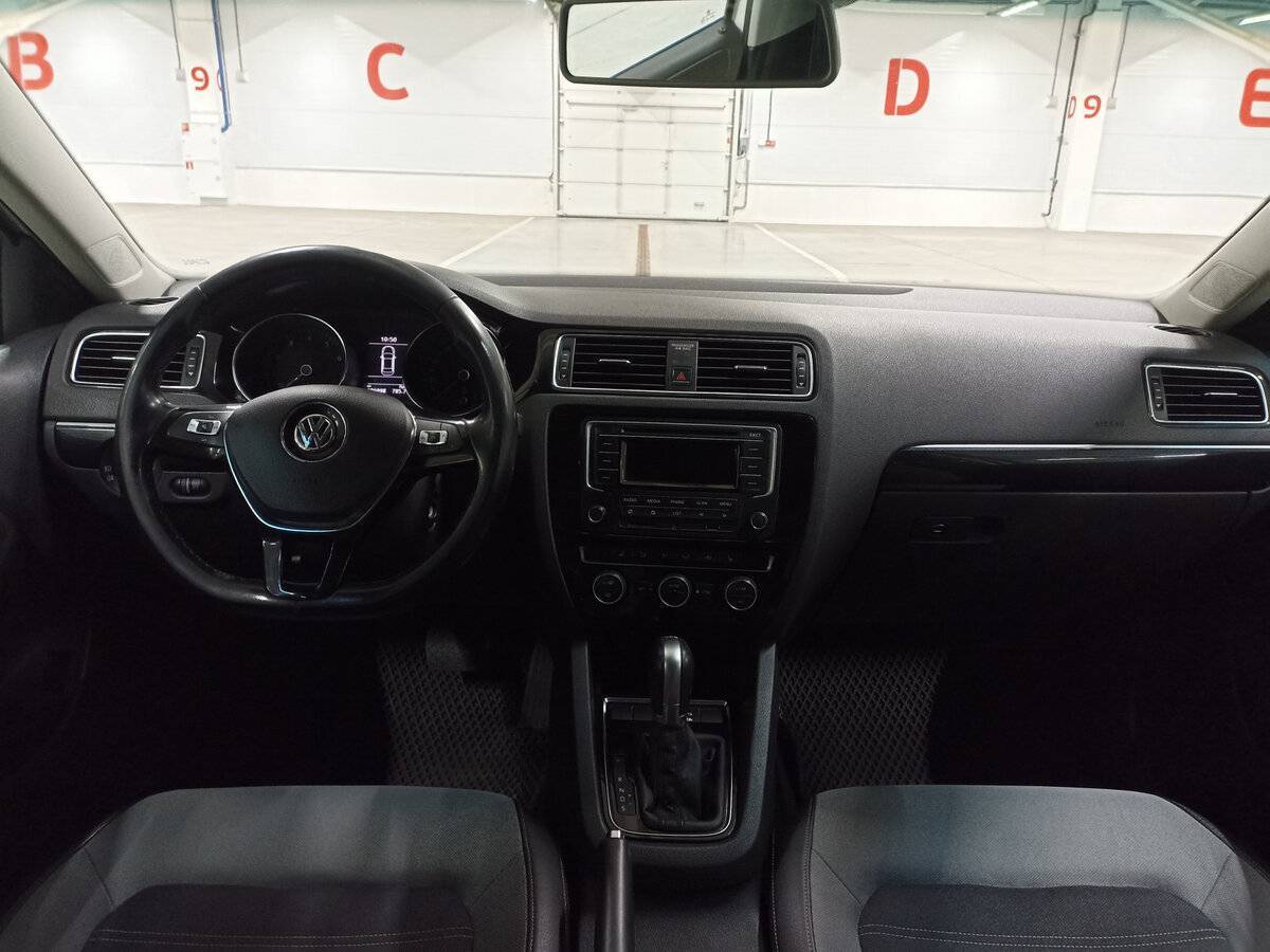 Volkswagen Jetta 2015 года с пробегом. Фото: #13