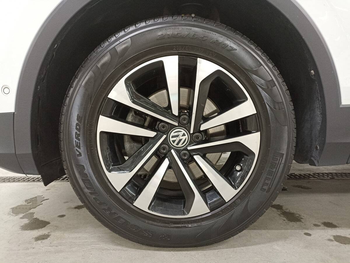 Volkswagen Tiguan 2020 года с пробегом. Фото: #17