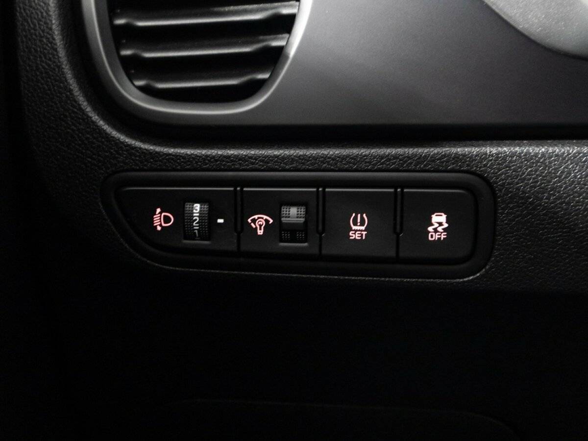 Б/У Киа Рио 2021 года. Фото: #23