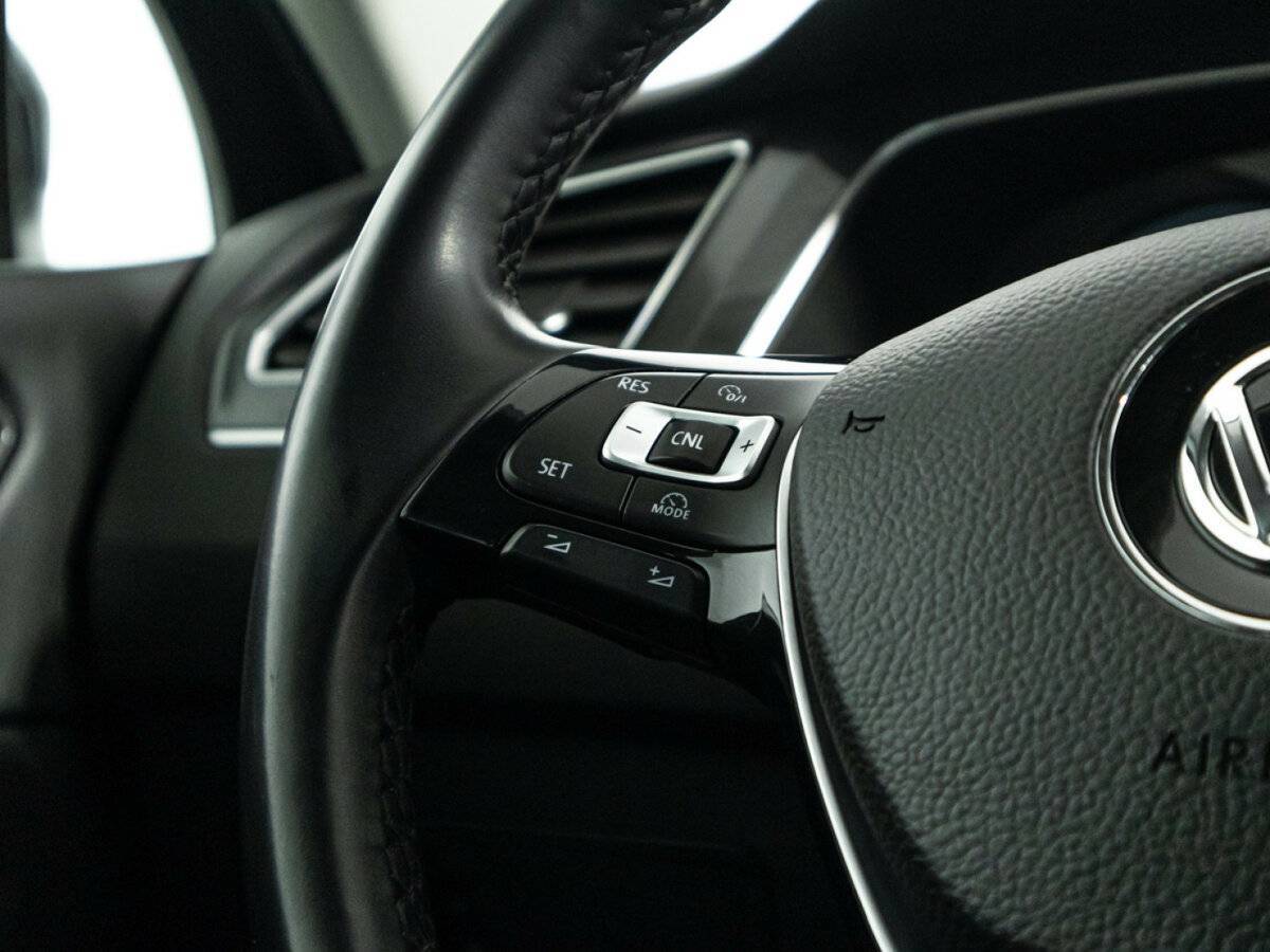 Volkswagen Tiguan 2018 года с пробегом. Фото: #22