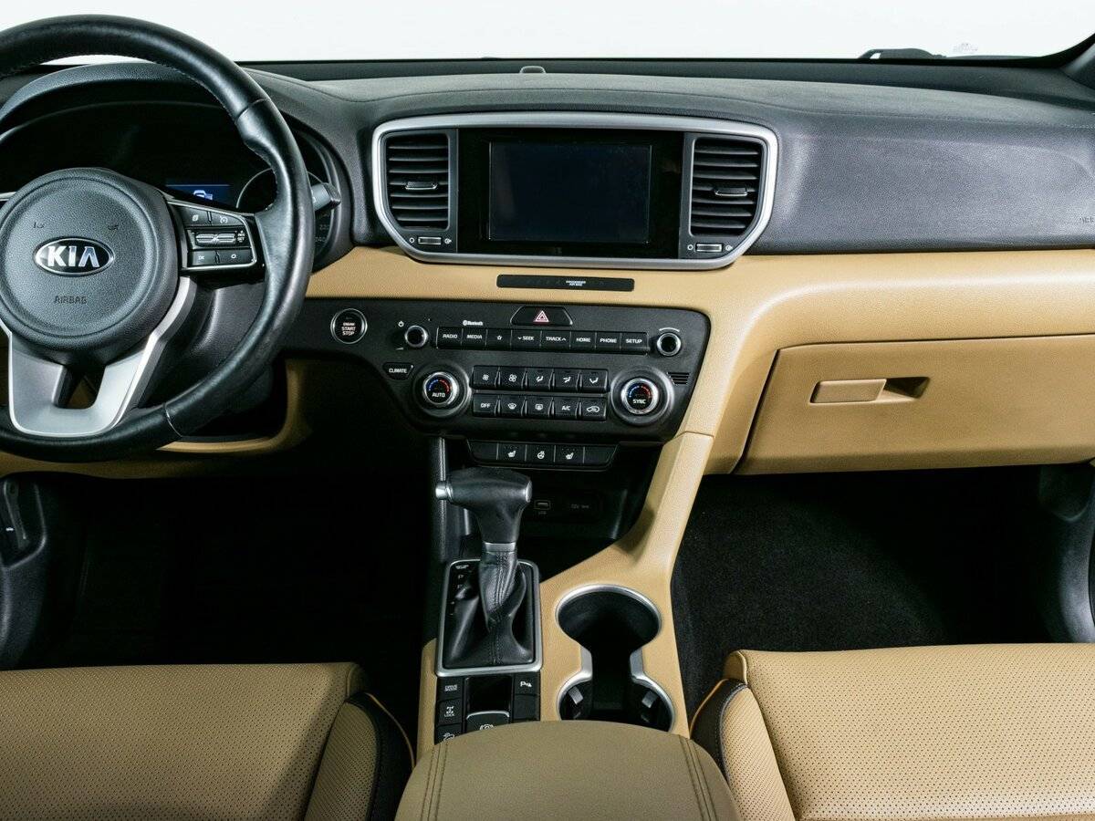 Б/У Киа Спортейдж 2018 года. Фото: #8