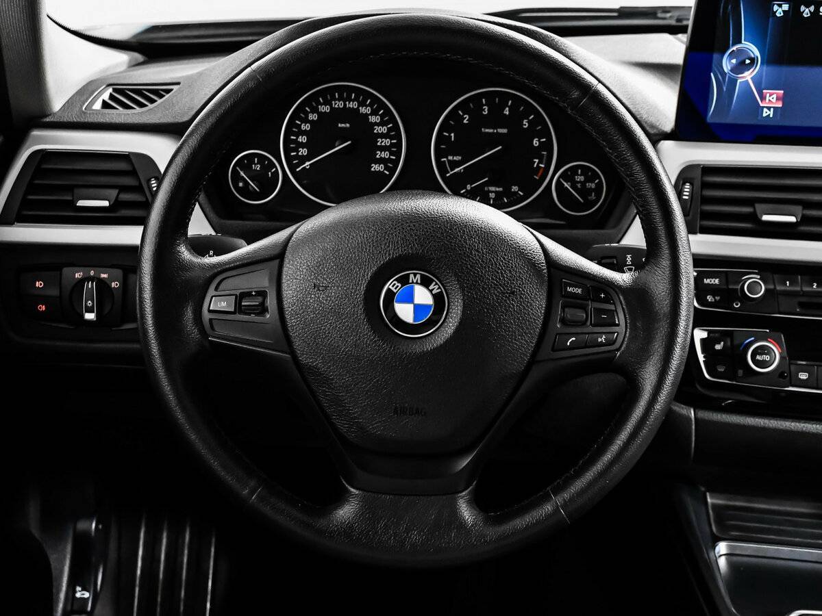 BMW 3 серии 2015 года с пробегом. Фото: #11