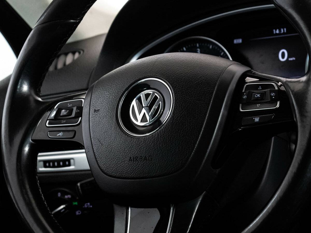 Volkswagen Touareg 2016 года с пробегом. Фото: #9