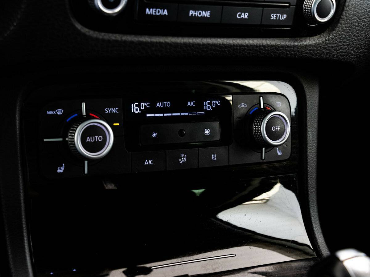 Volkswagen Touareg 2016 года с пробегом. Фото: #12