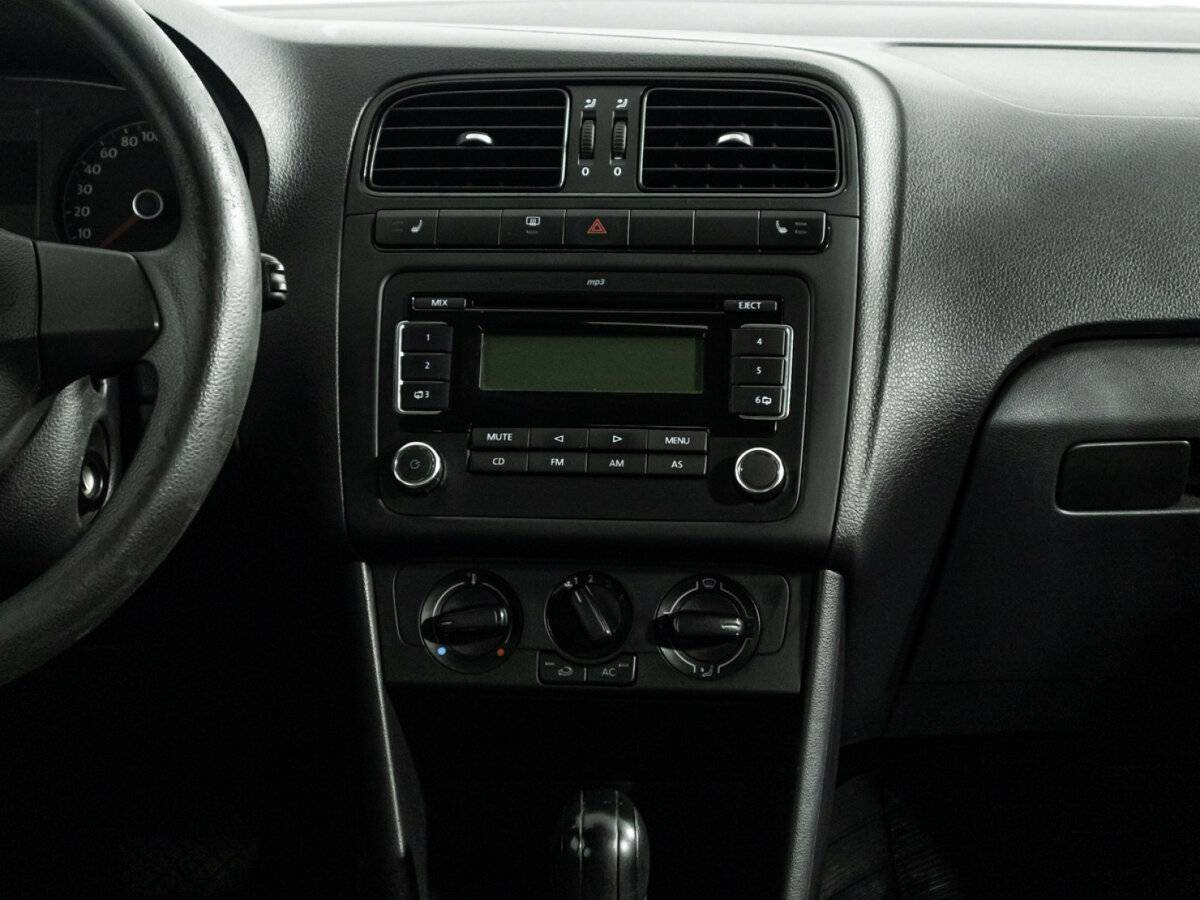 Б/У Фольксваген Поло 2012 года. Фото: #13