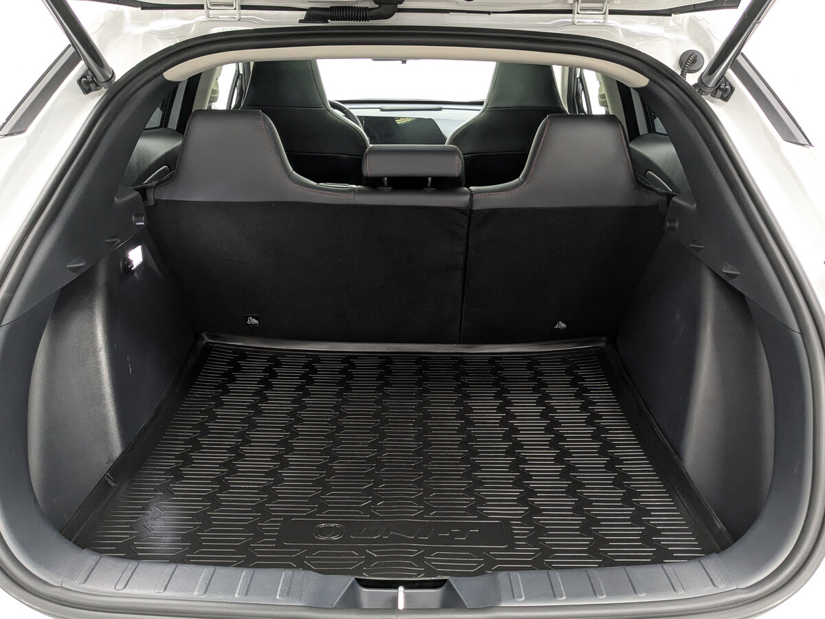 Б/У Чанган УНИ-Т 2024 года. Фото: #9