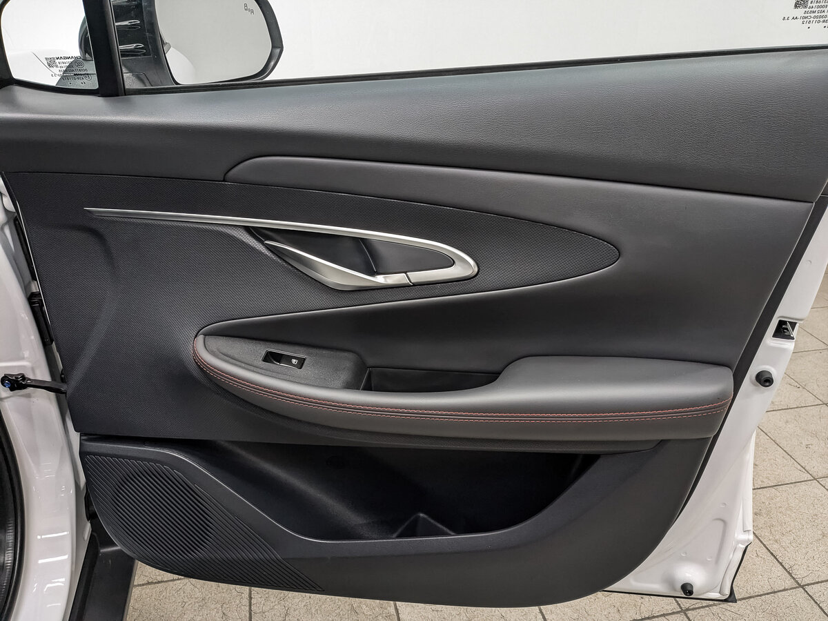 Б/У Чанган УНИ-Т 2024 года. Фото: #21