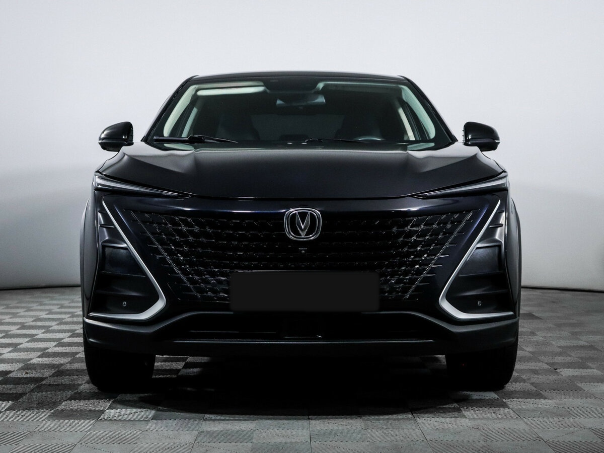 Б/У Чанган УНИ-Т 2023 года. Фото: #1