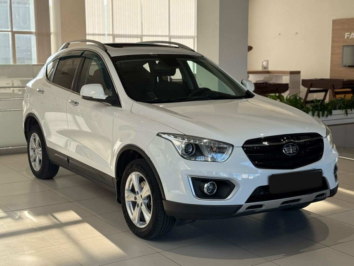 FAW Besturn X80 2017 года с пробегом. Фото: #2