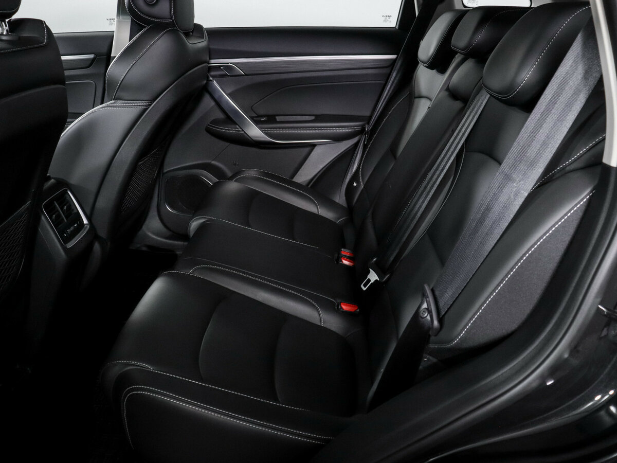 Б/У Джили Атлас Про 2024 года. Фото: #7