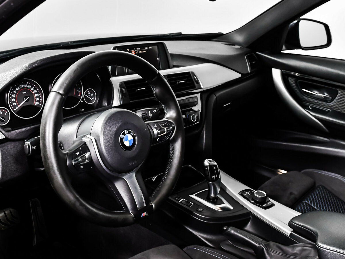 BMW 3 серии 2016 года с пробегом. Фото: #11