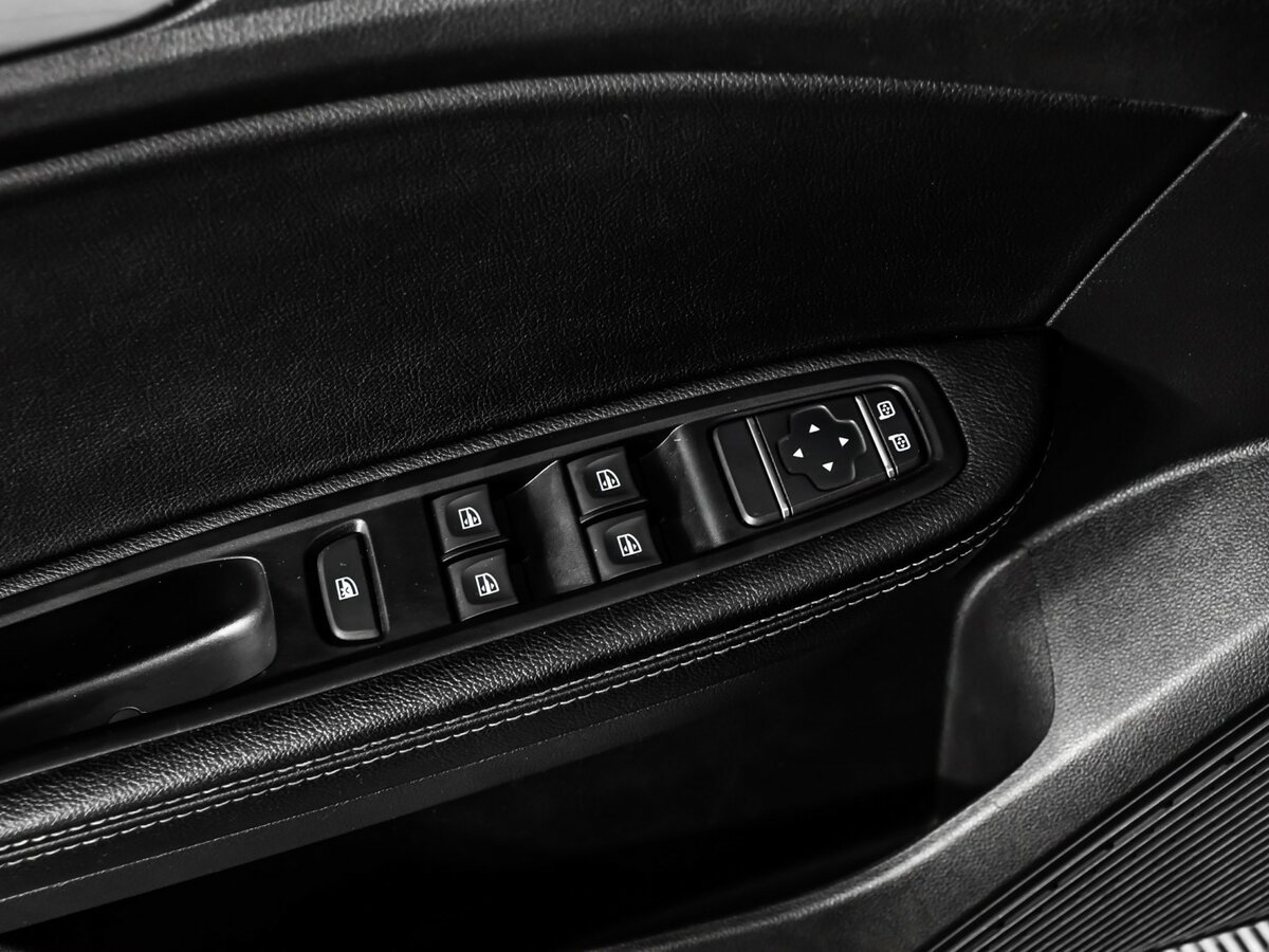 Б/У Рено Аркана 2021 года. Фото: #12