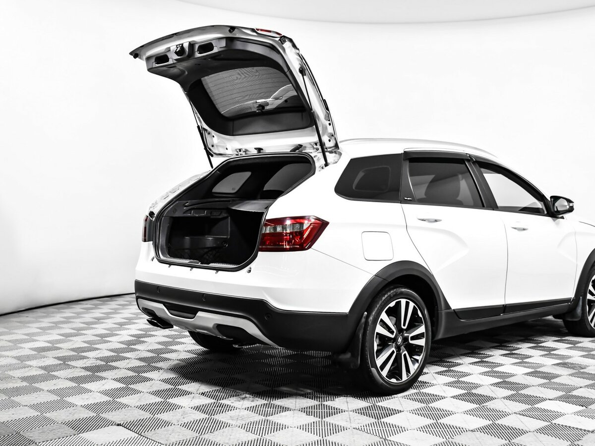 Б/У Лада (ВАЗ) Веста 2020 года. Фото: #10