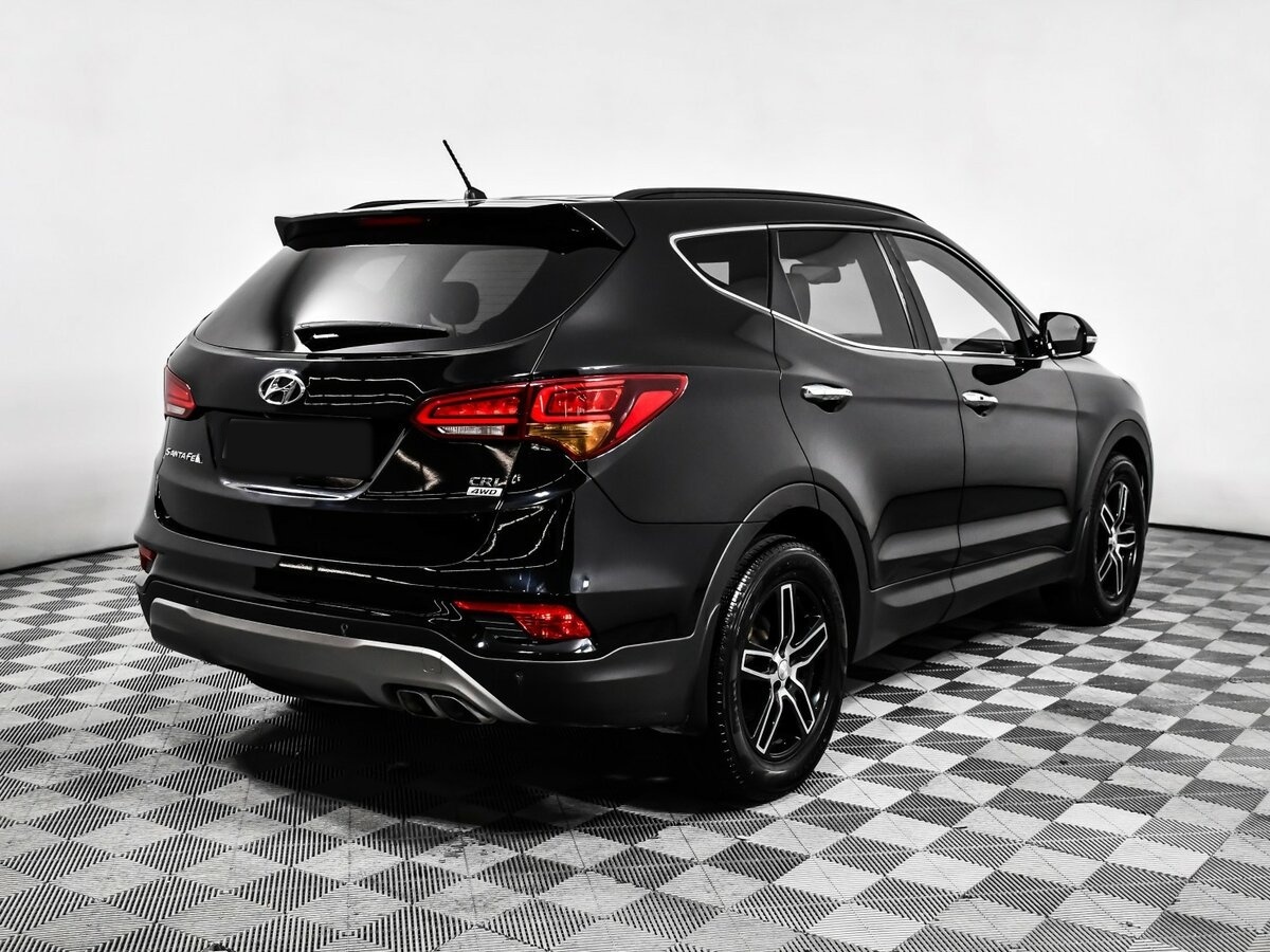 Hyundai Santa Fe 2017 года с пробегом. Фото: #4