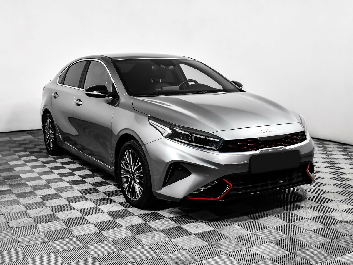 Б/У Киа Церато 2021 года. Фото: #2