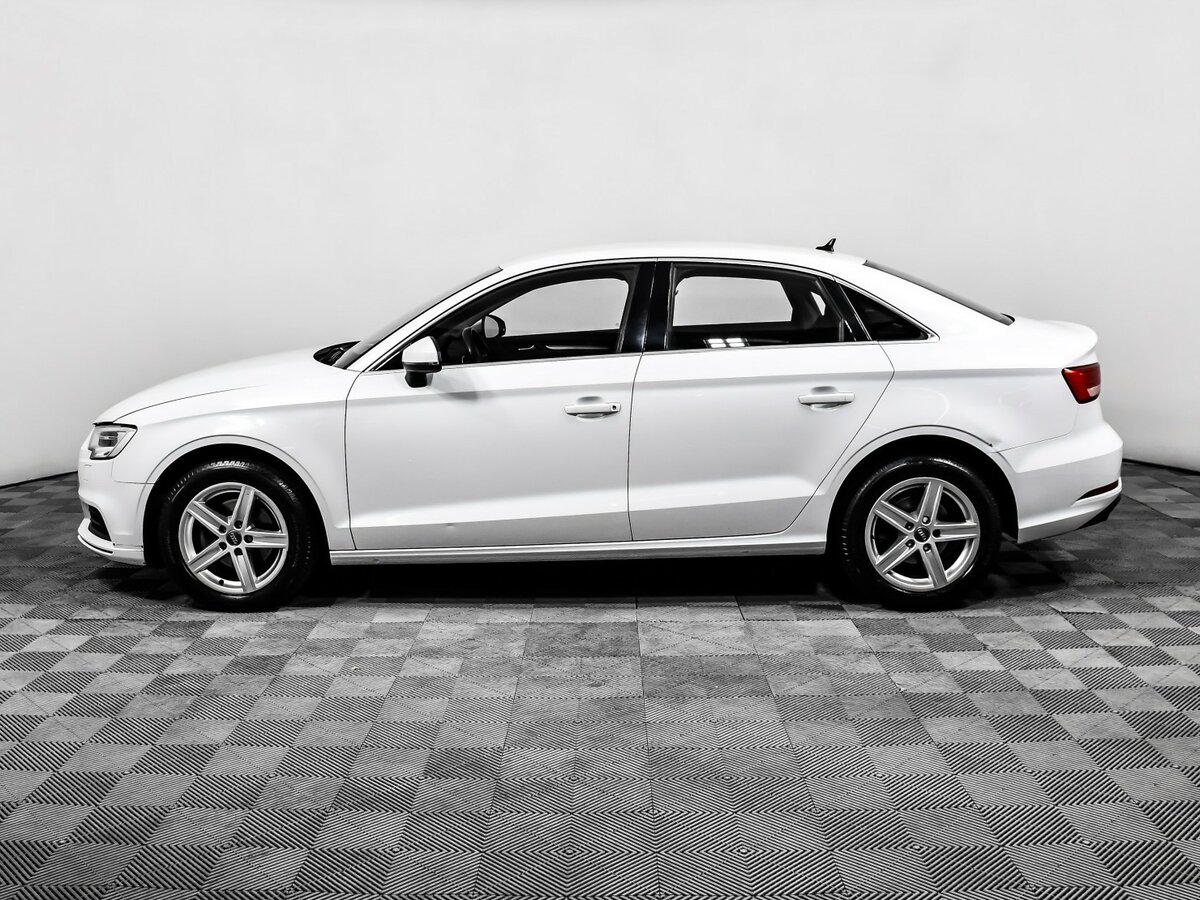 Audi A3 2019 года с пробегом. Фото: #7