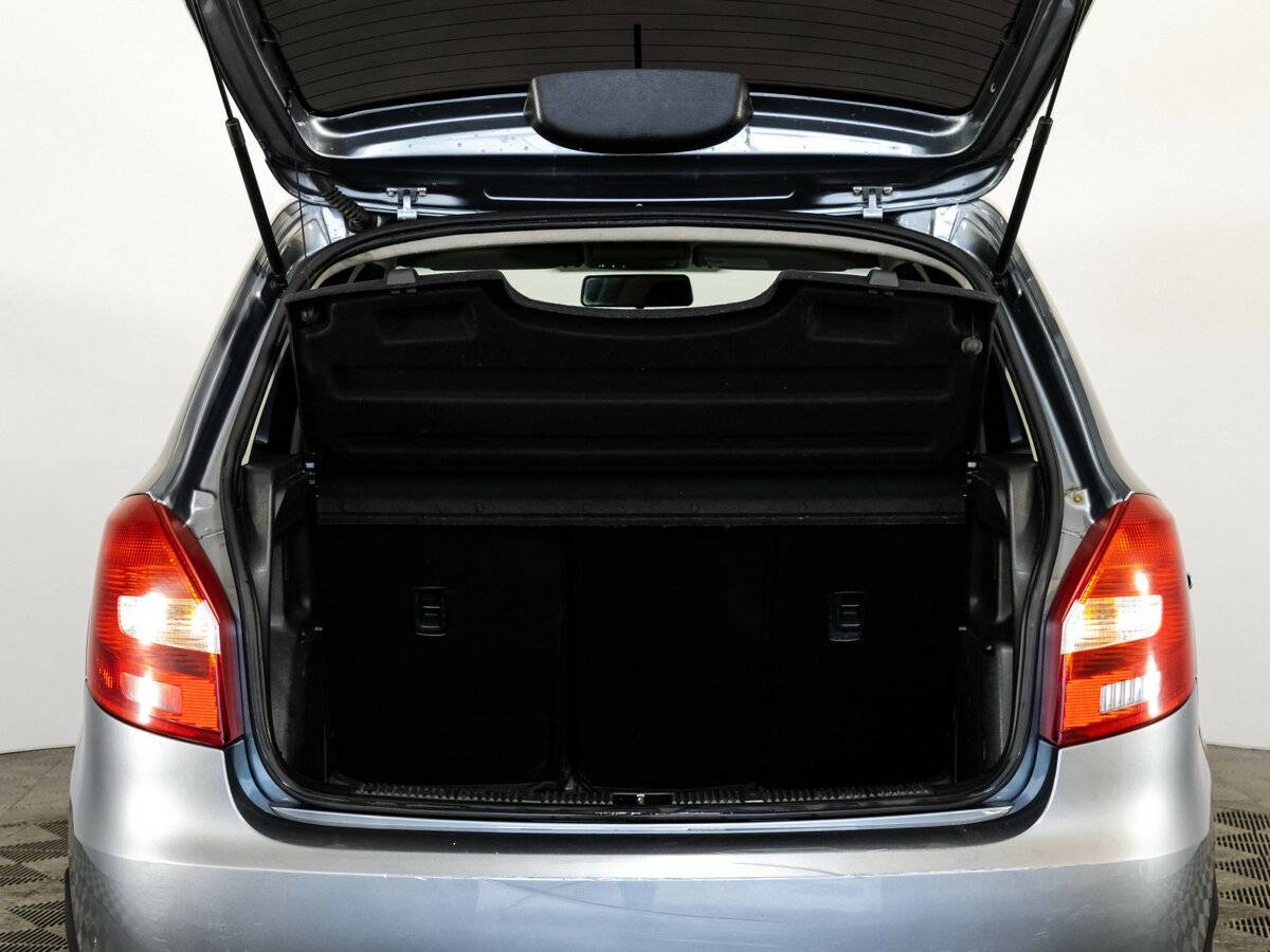 Б/У Шкода Фабия 2013 года. Фото: #15