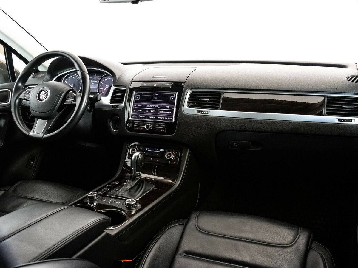 Б/У Фольксваген Туарег 2012 года. Фото: #6