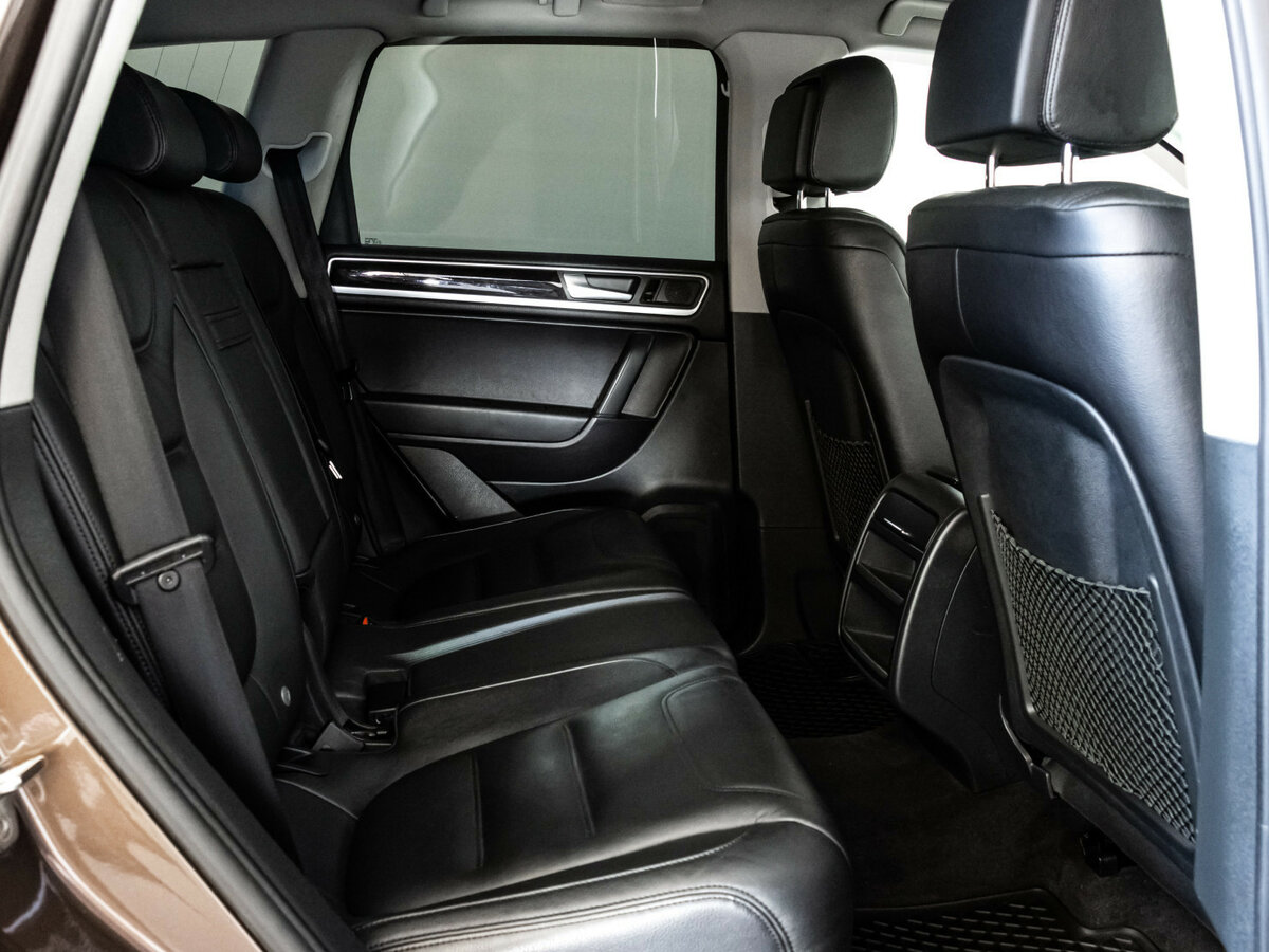 Б/У Фольксваген Туарег 2012 года. Фото: #20