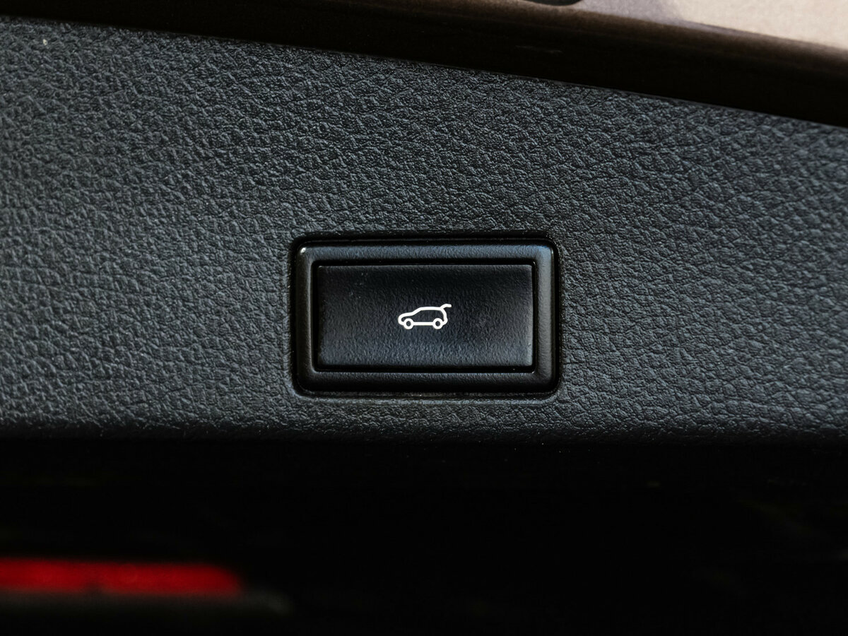 Б/У Фольксваген Туарег 2012 года. Фото: #23