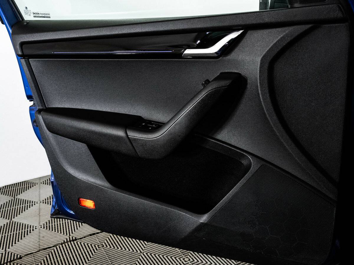 Б/У Шкода Октавия 2019 года. Фото: #15