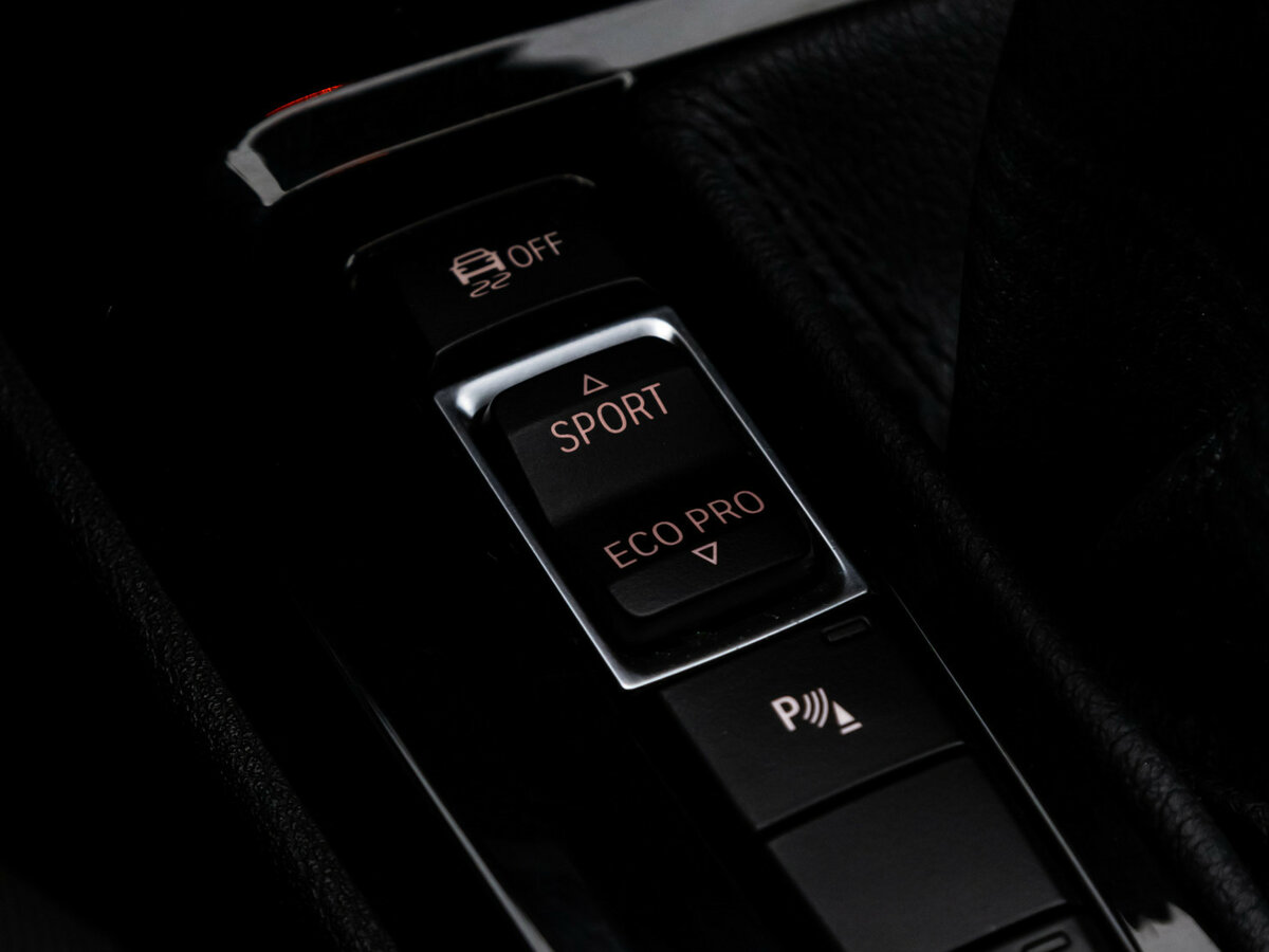 Б/У БМВ Икс1 2017 года. Фото: #13