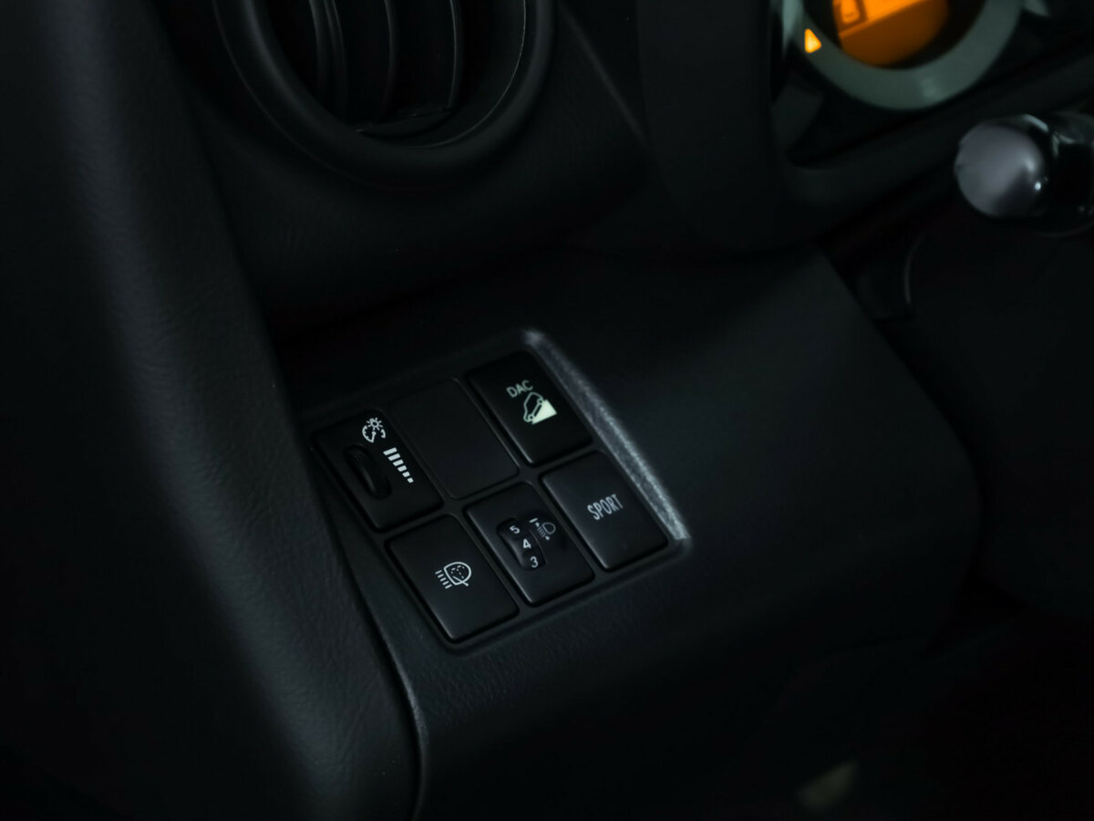 Б/У Тойота Рав4 2012 года. Фото: #11