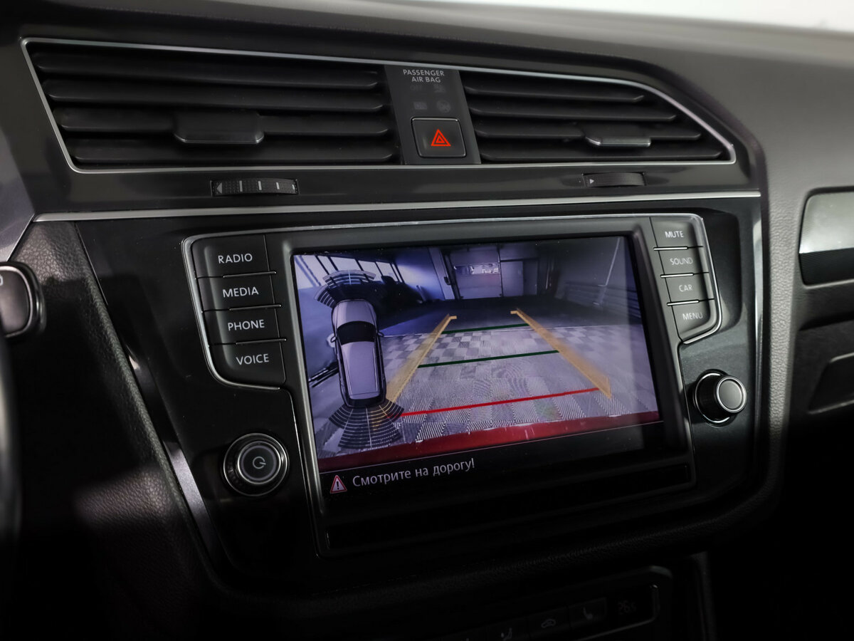 Б/У Фольксваген Тигуан 2017 года. Фото: #14