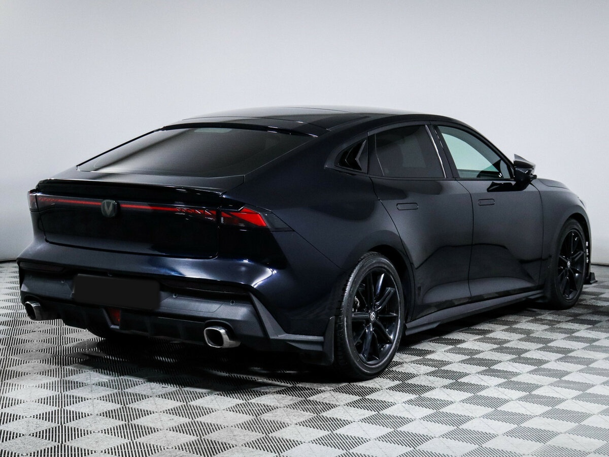 Changan UNI-V 2023 года с пробегом. Фото: #3