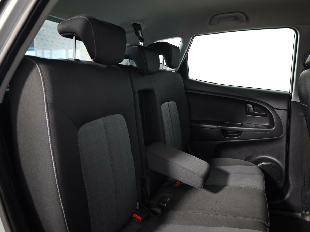 Б/У Киа Венга 2012 года. Фото: #9