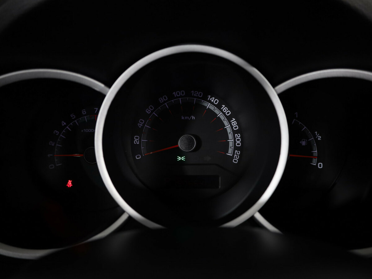 Б/У Киа Венга 2012 года. Фото: #13