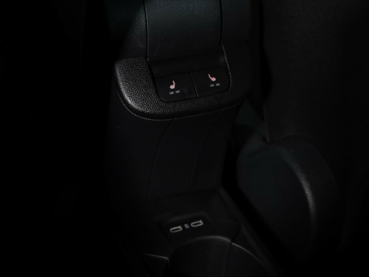 Б/У Фольксваген Поло 2021 года. Фото: #17