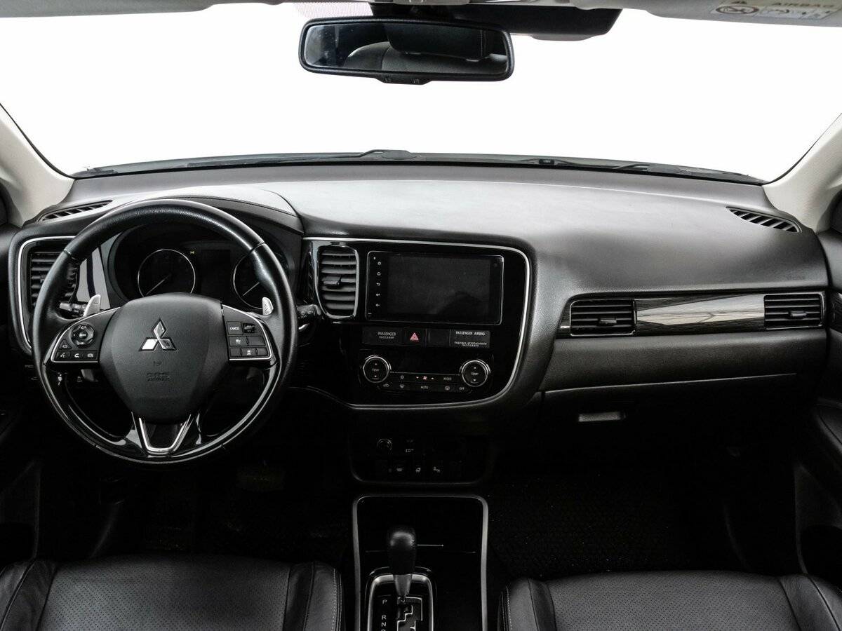 Mitsubishi Outlander 2017 года с пробегом. Фото: #7