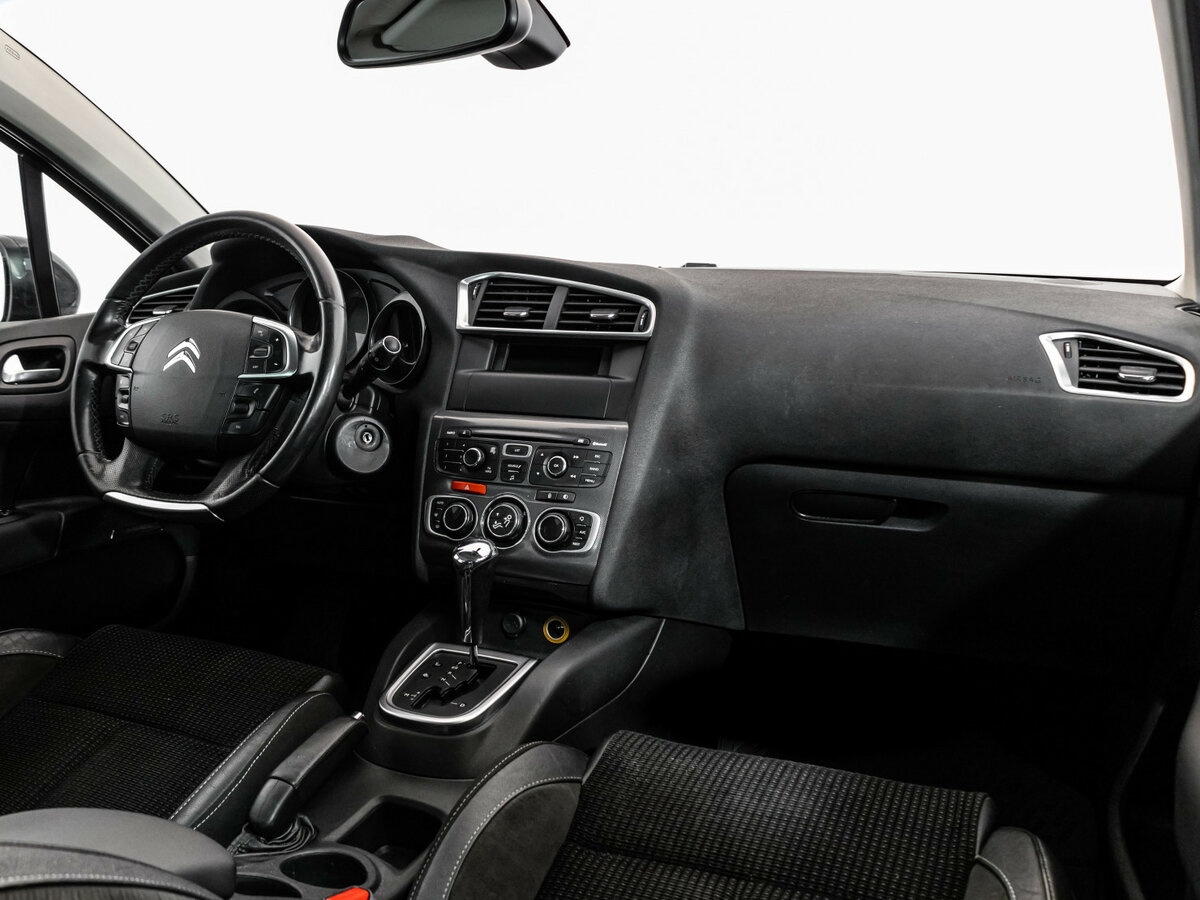 Б/У Ситроен Ц4 2012 года. Фото: #6