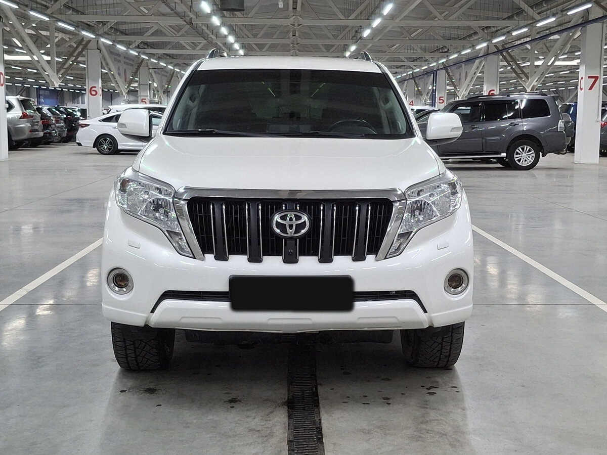 Toyota Land Cruiser Prado 2014 года с пробегом. Фото: #1