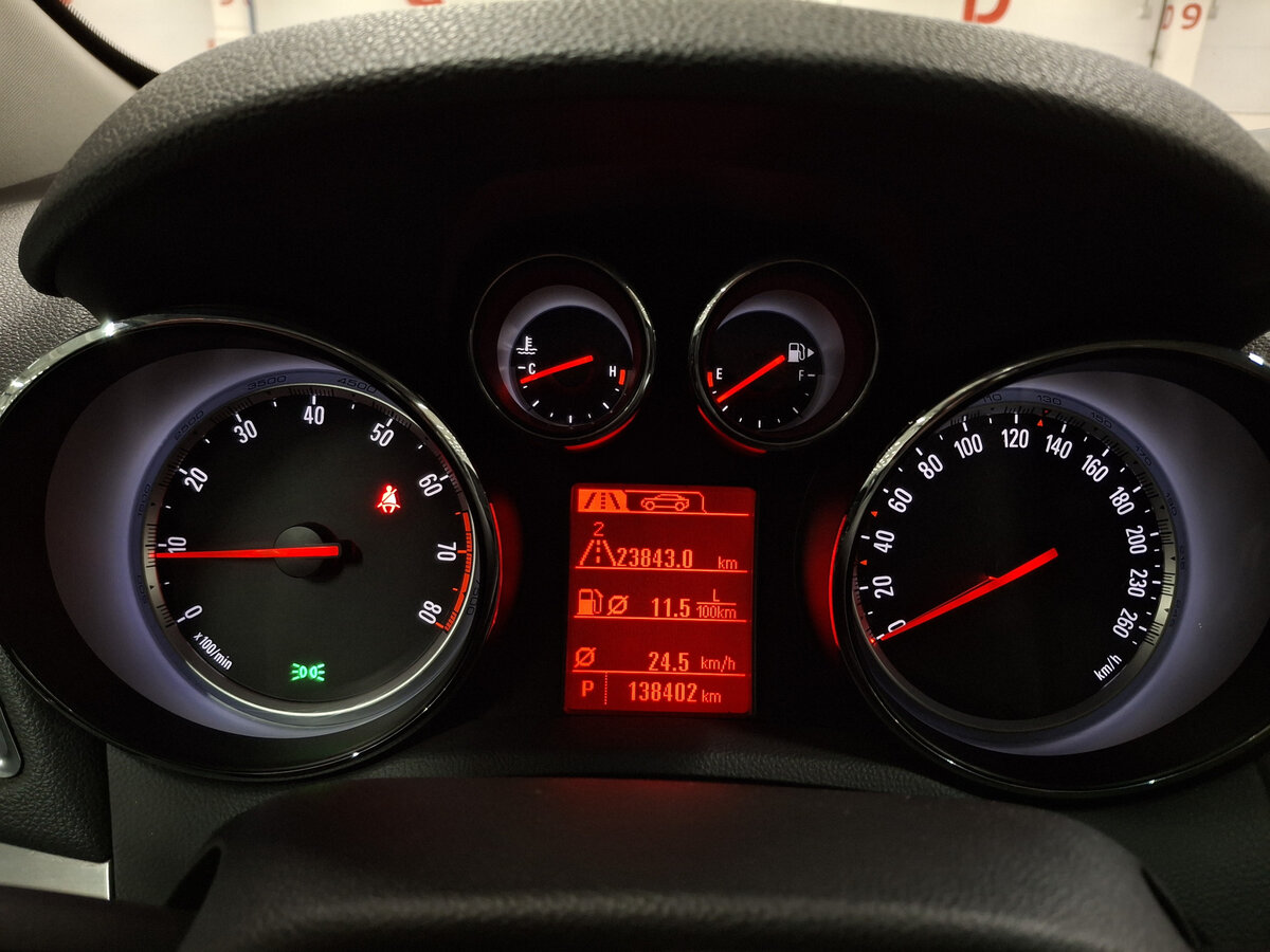 Opel Mokka 2013 года с пробегом. Фото: #12