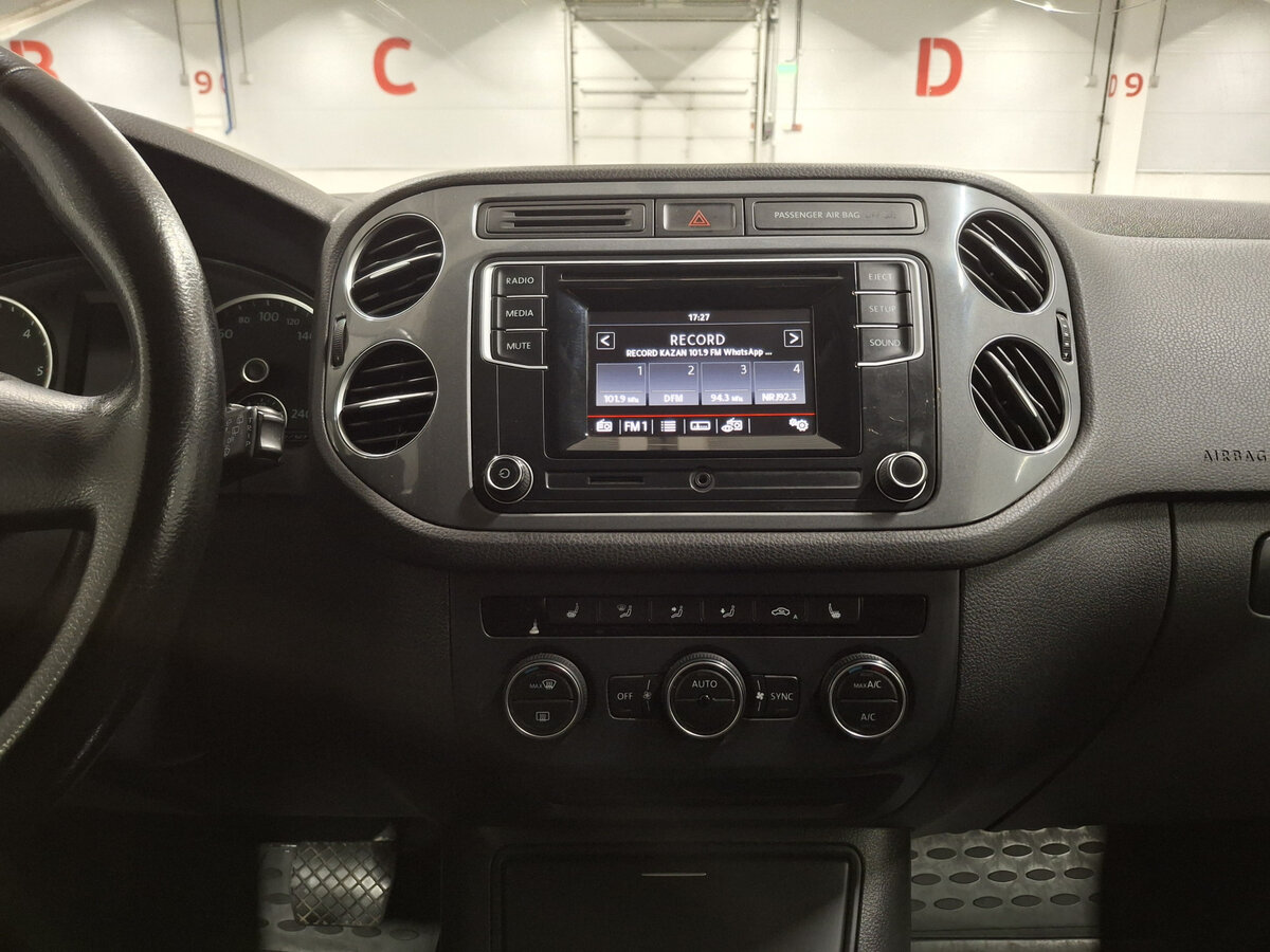 Volkswagen Tiguan 2015 года с пробегом. Фото: #14