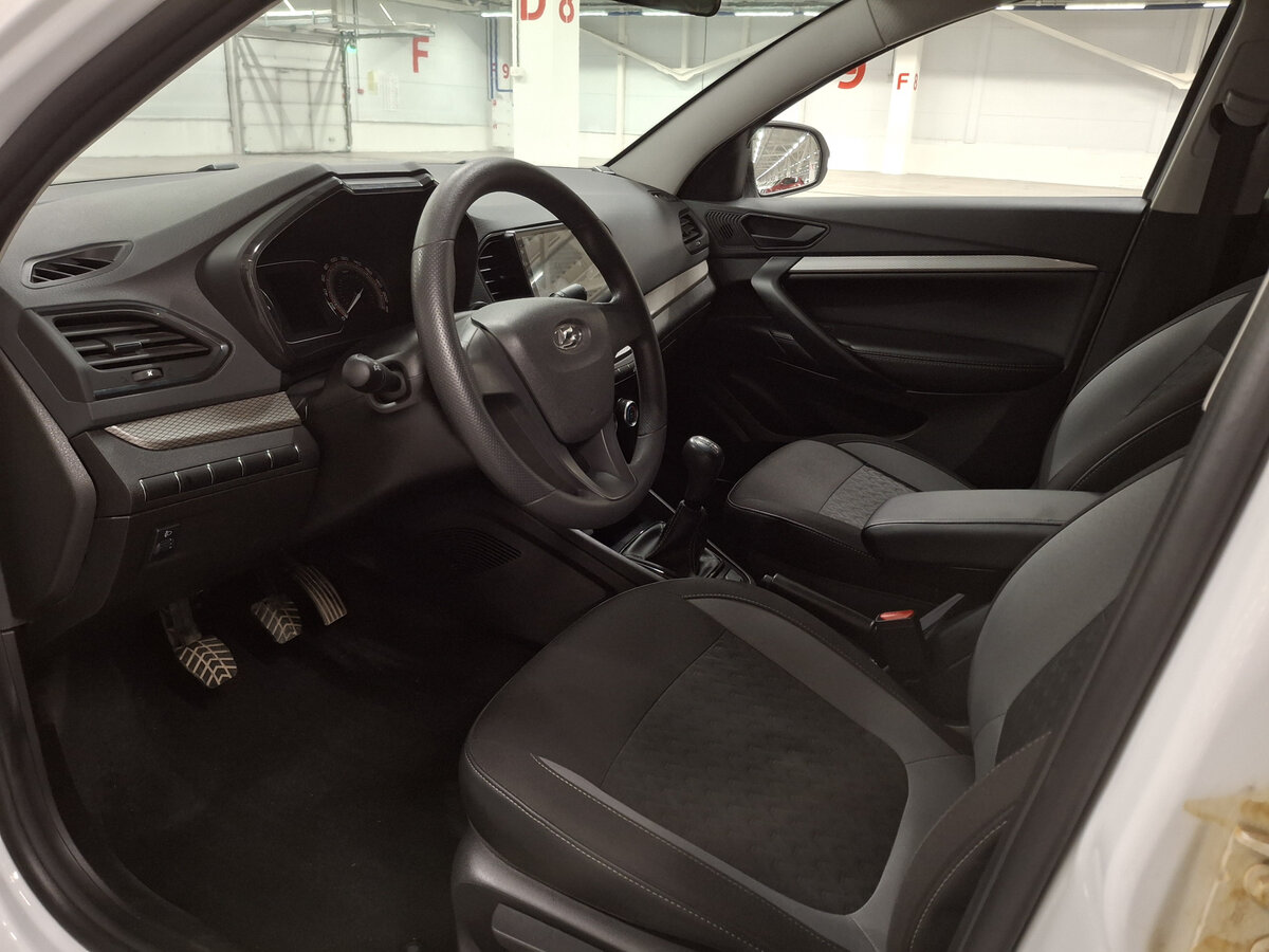 Lada (ВАЗ) Vesta 2023 года с пробегом. Фото: #15